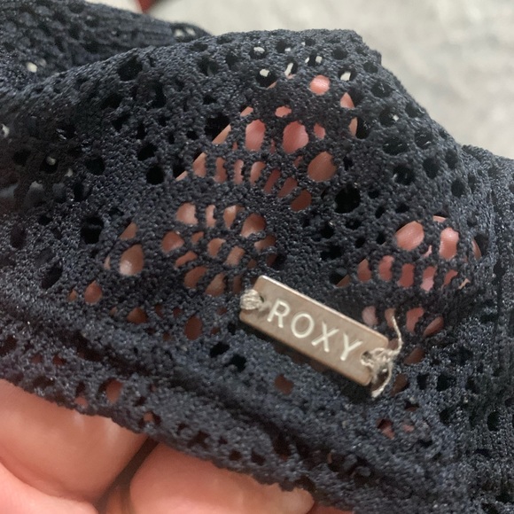 Roxy Black Mesh Cover Up with Open Back Design Size Small SKU: 4GO020 - Picture 6 of 6